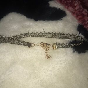 Rue 21 Choker